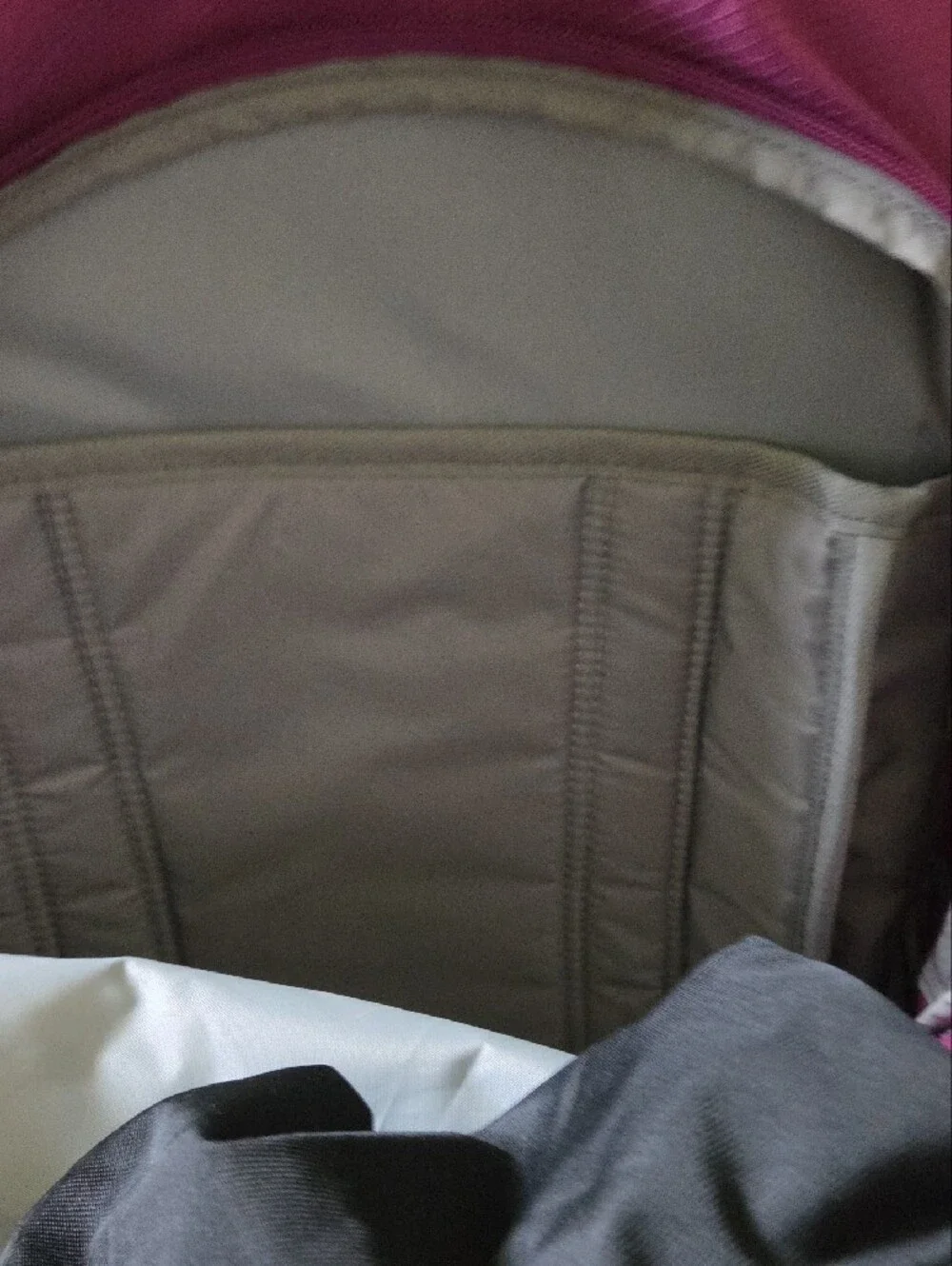 High Sierra Pink/Magenta Multi-Pocket Daypack